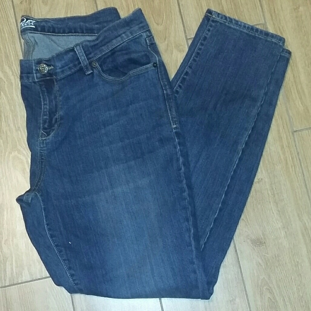 Old Navy The Flirt Jeans Regular